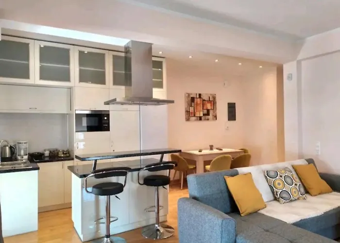 Stylish -Modern Apartment Heart Of Marousi